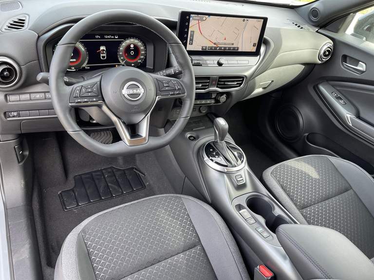 Nissan Nissan