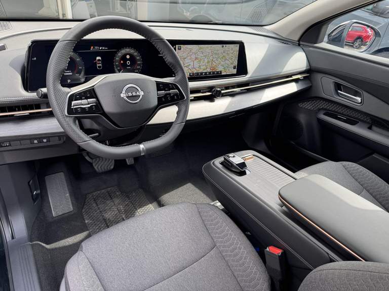 Nissan Nissan