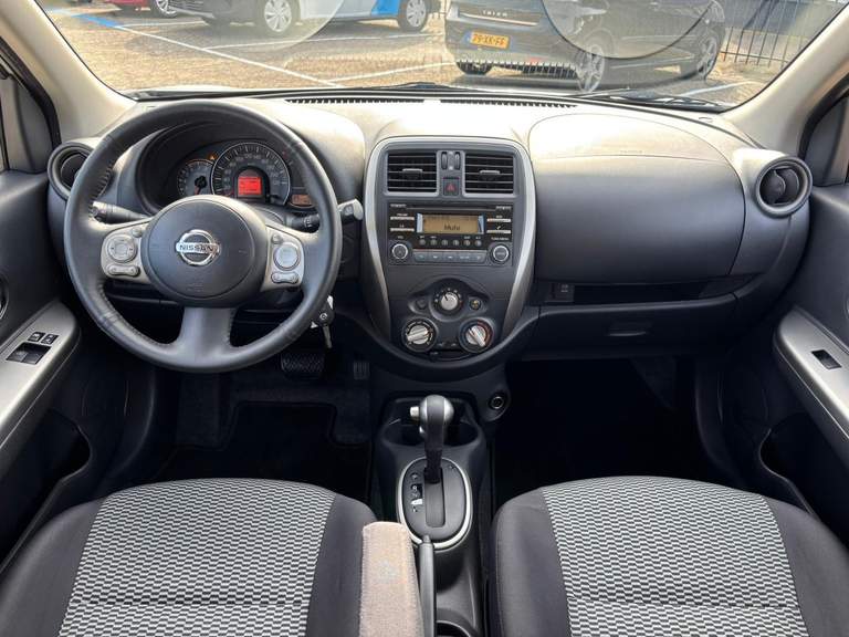 Nissan Nissan
