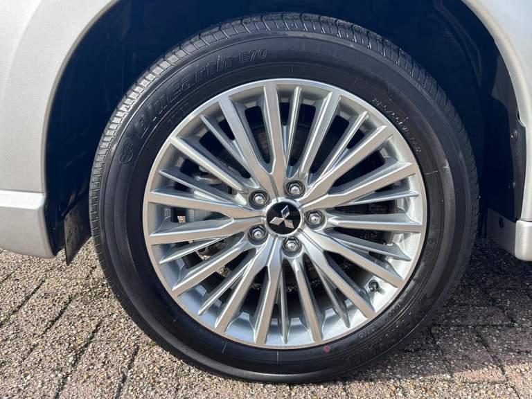 Mitsubishi Mitsubishi