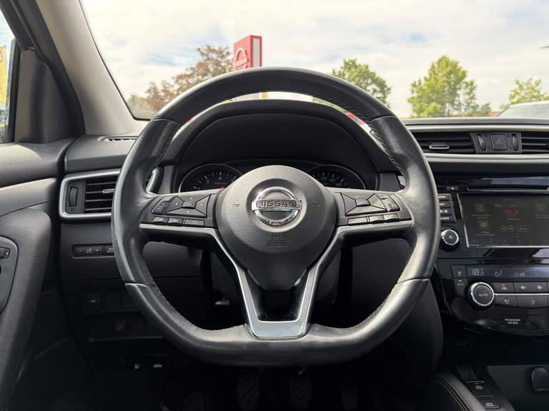 Nissan Nissan