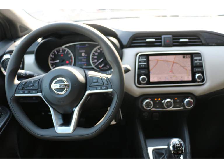 Nissan Nissan