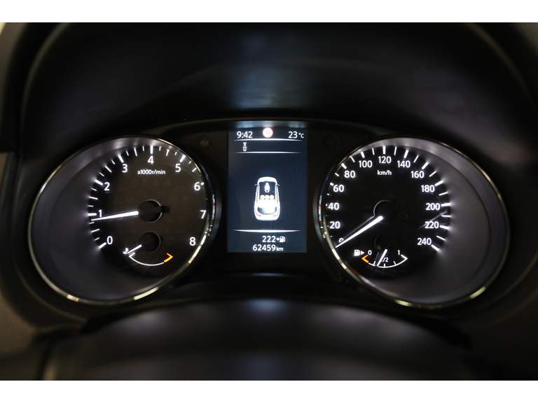 Nissan Nissan