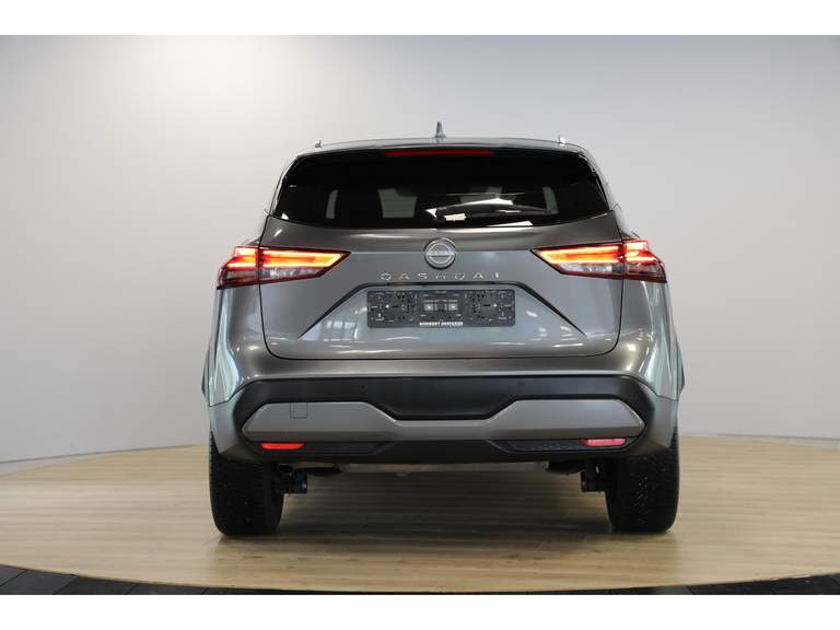 Nissan Nissan