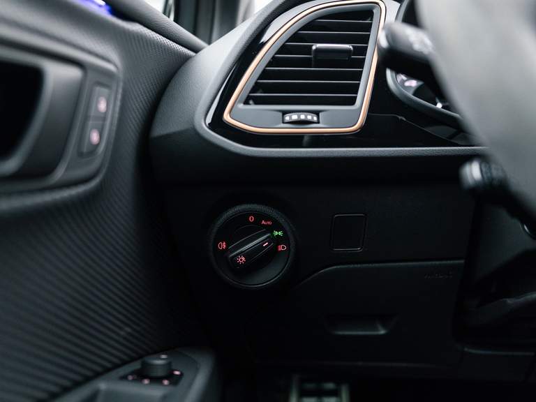 SEAT SEAT