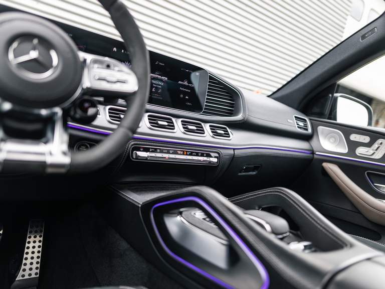 Mercedes-Benz Mercedes-Benz