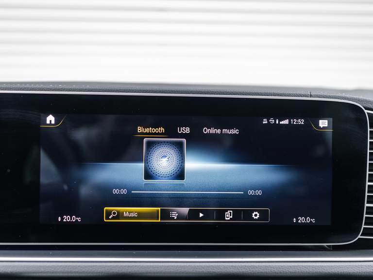 Mercedes-Benz Mercedes-Benz