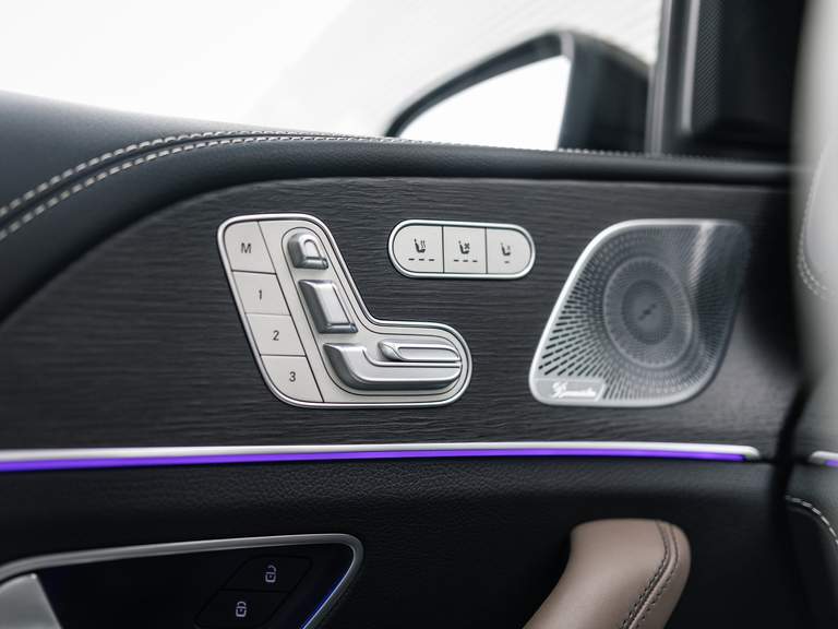 Mercedes-Benz Mercedes-Benz