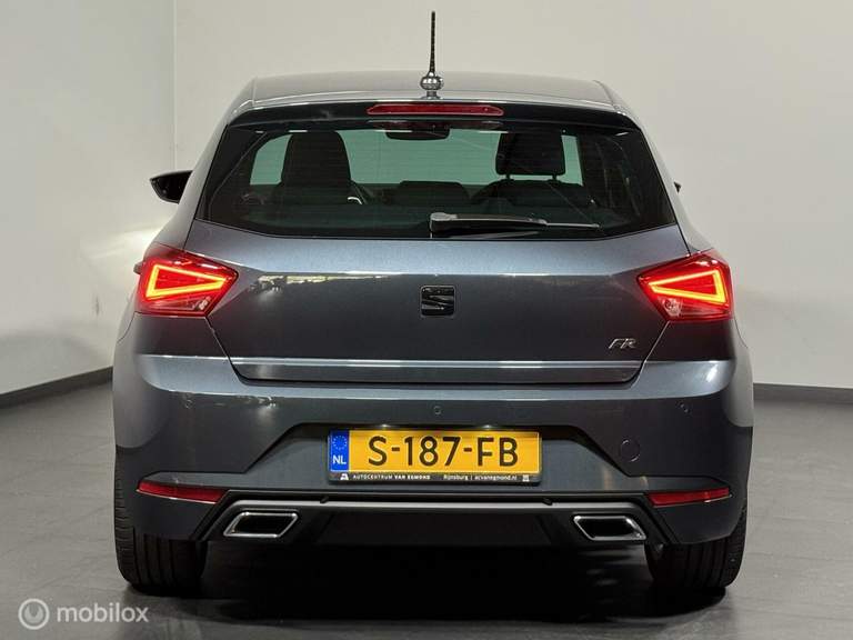 SEAT SEAT
