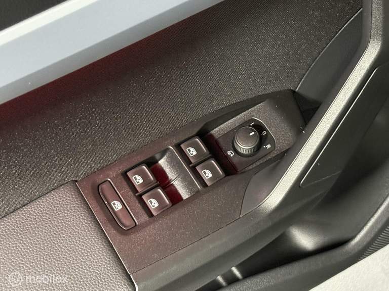 SEAT SEAT