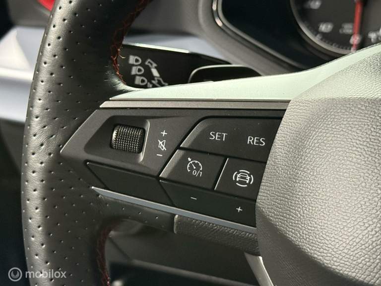 SEAT SEAT