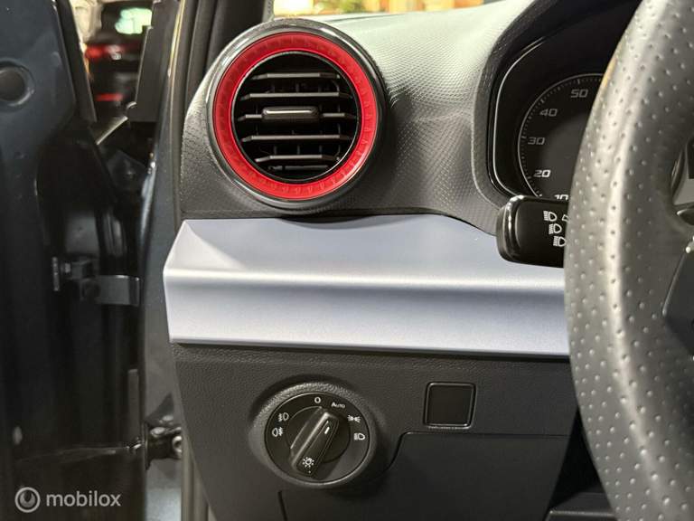 SEAT SEAT