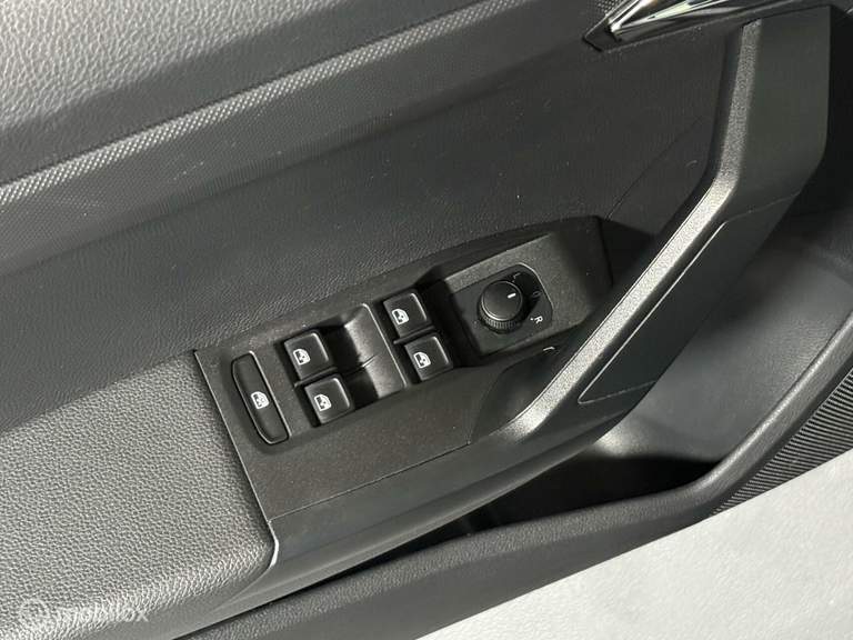 SEAT SEAT