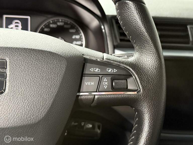 SEAT SEAT