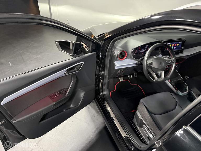 SEAT SEAT