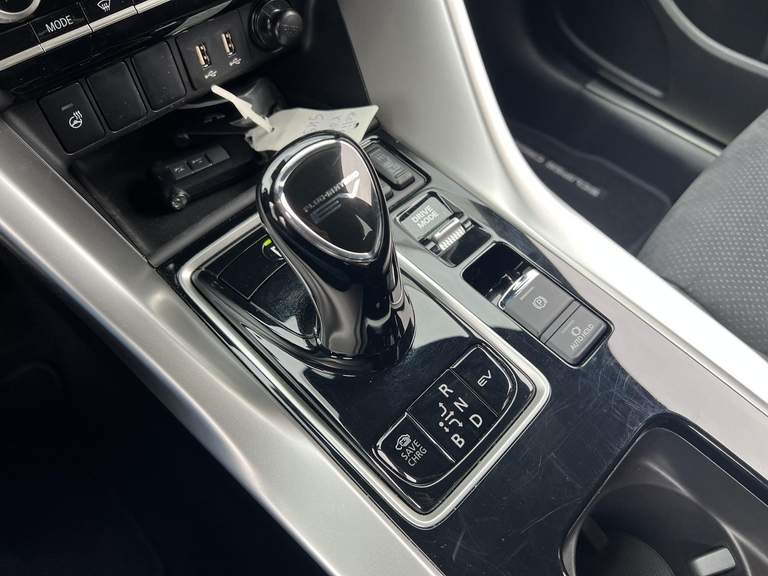 Mitsubishi Mitsubishi