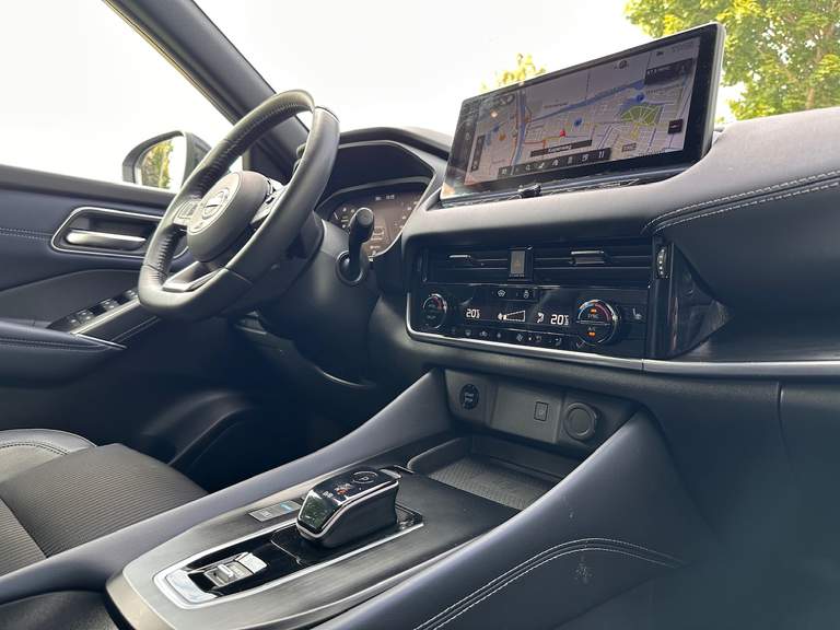 Nissan Nissan