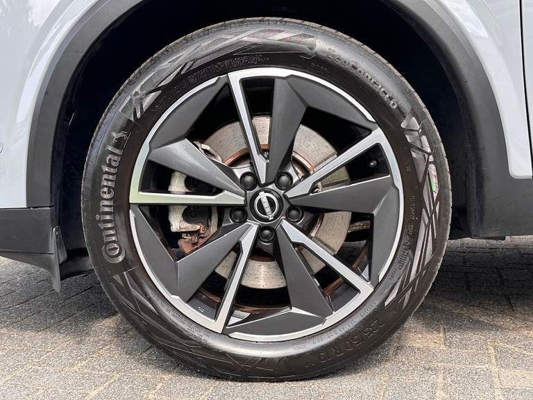 Nissan Nissan