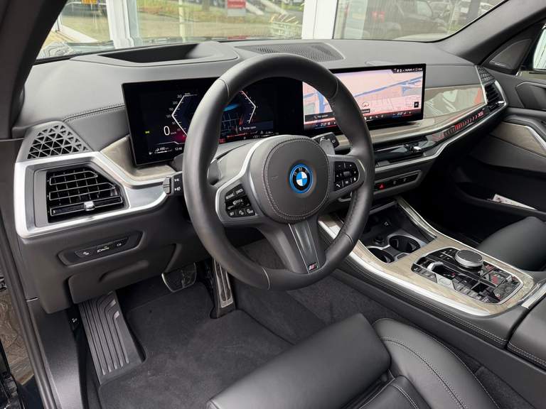 BMW BMW
