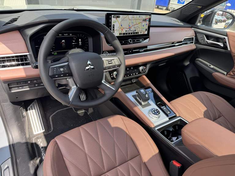 Mitsubishi Mitsubishi