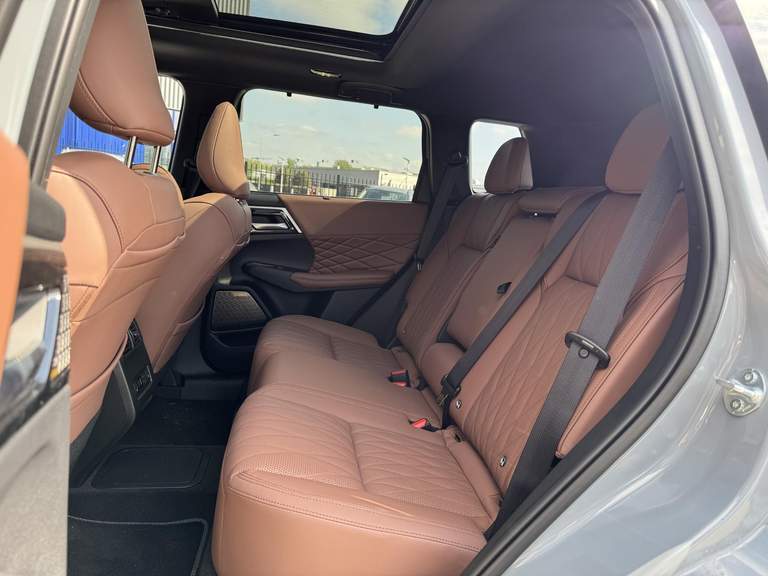 Mitsubishi Mitsubishi