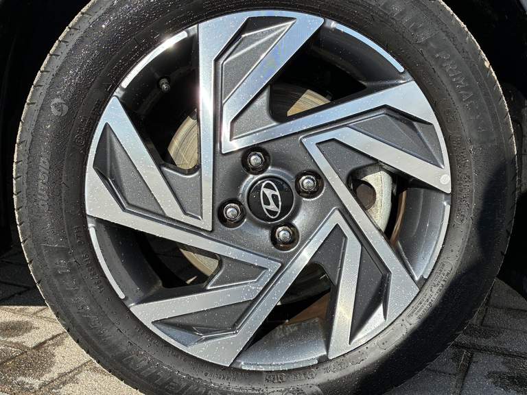 Hyundai Hyundai