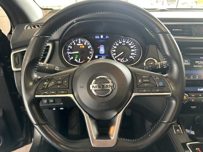 Nissan Nissan