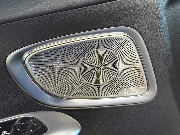 Mercedes-Benz Mercedes-Benz