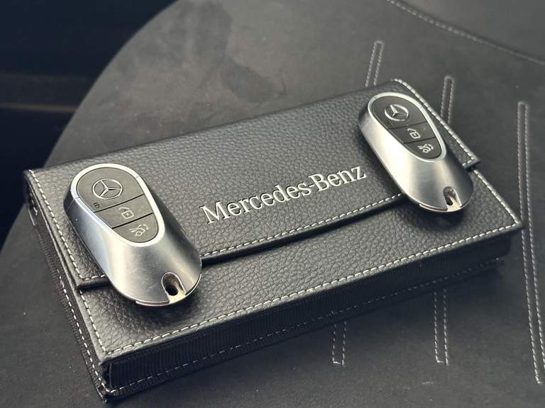 Mercedes-Benz Mercedes-Benz