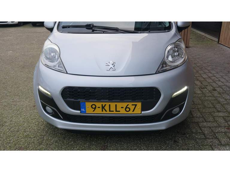Peugeot Peugeot