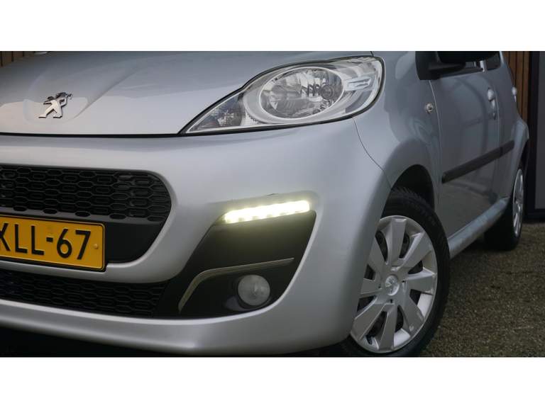 Peugeot Peugeot