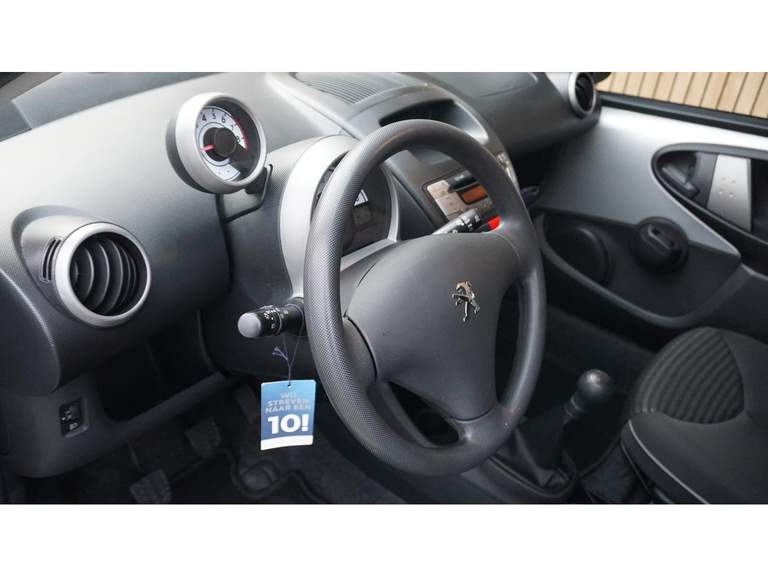 Peugeot Peugeot