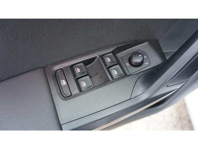 SEAT SEAT