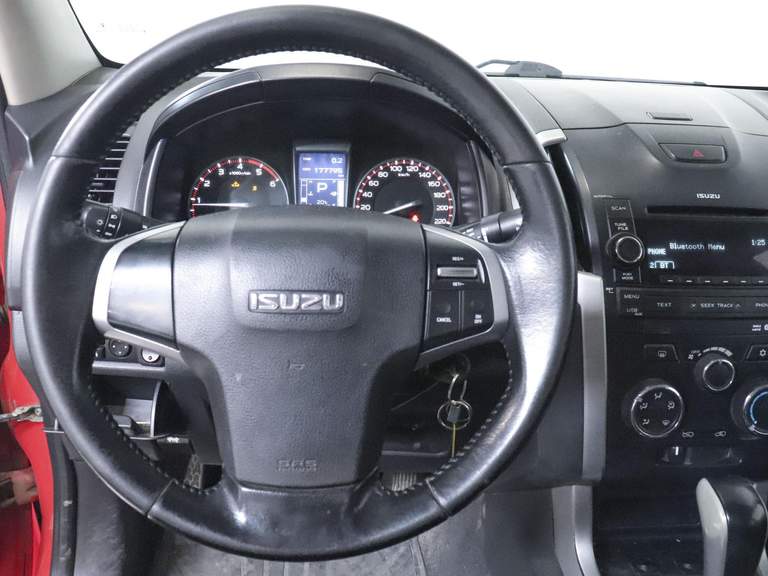 Isuzu