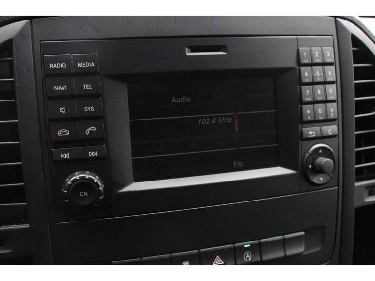 Mercedes-Benz Mercedes-Benz