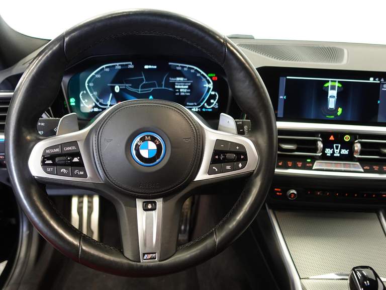 BMW BMW