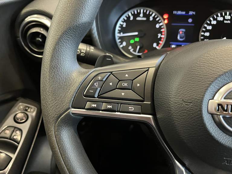 Nissan Nissan