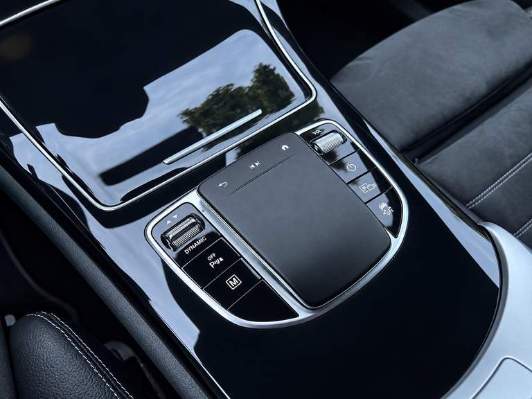 Mercedes-Benz Mercedes-Benz