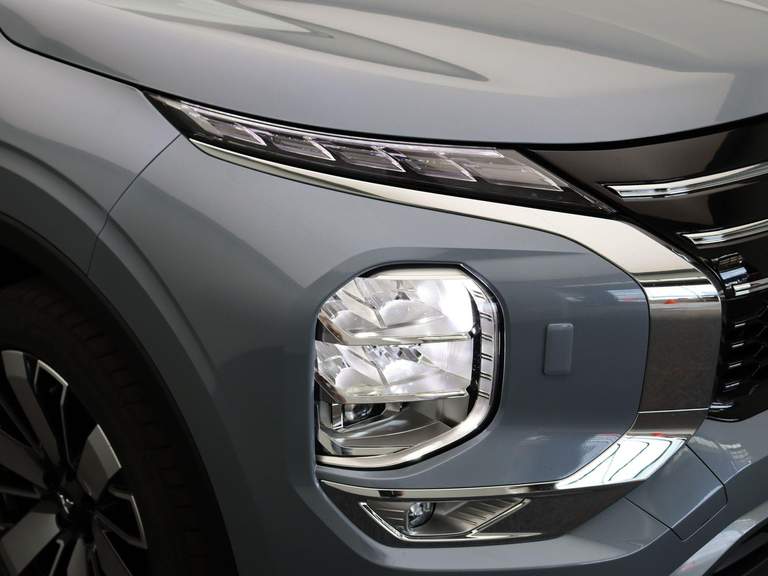 Mitsubishi Mitsubishi