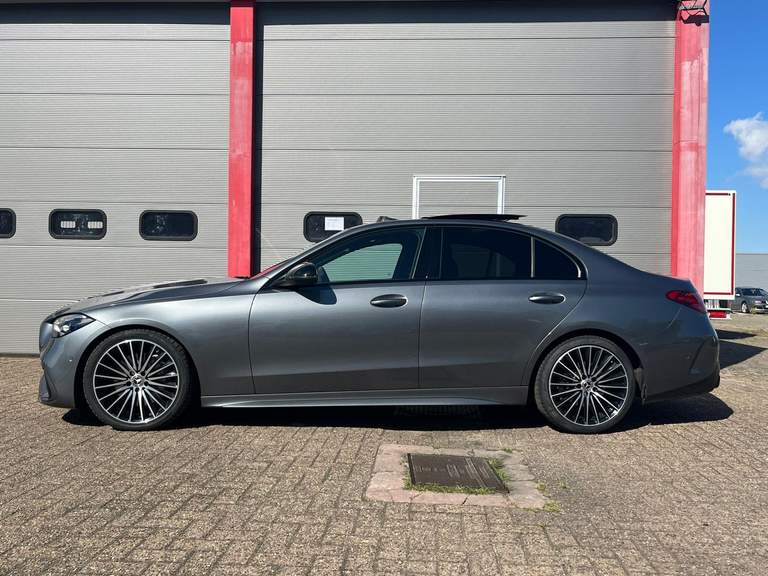 Mercedes-Benz Mercedes-Benz