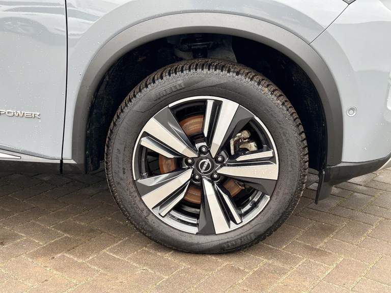 Nissan Nissan