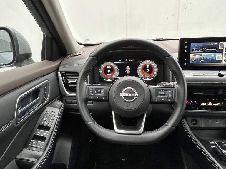 Nissan Nissan