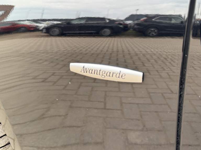 Mercedes-Benz Mercedes-Benz