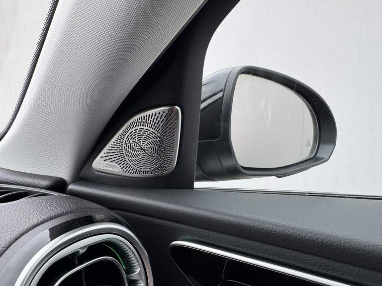 Mercedes-Benz Mercedes-Benz