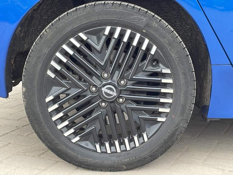 Nissan Nissan