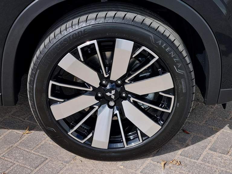 Mitsubishi Mitsubishi