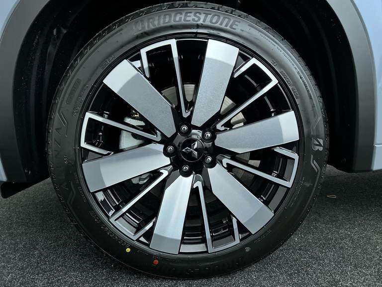 Mitsubishi Mitsubishi