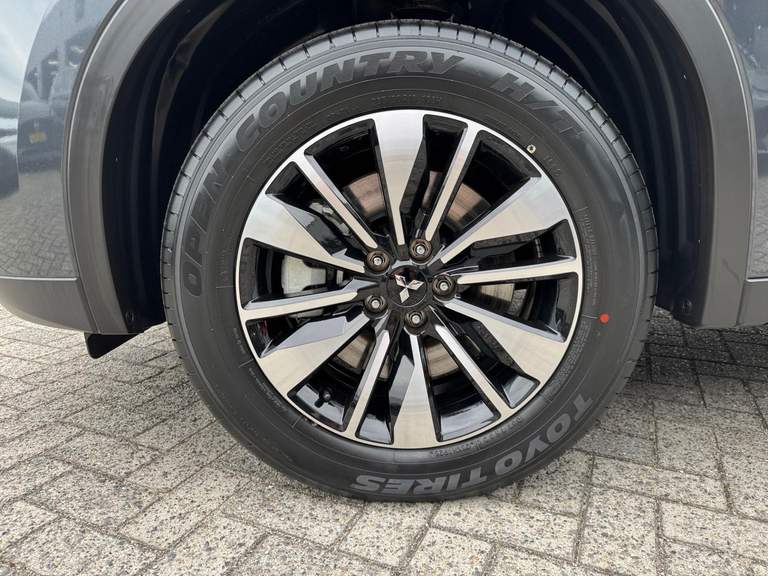 Mitsubishi Mitsubishi