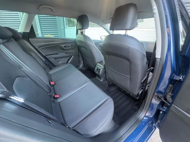 SEAT SEAT