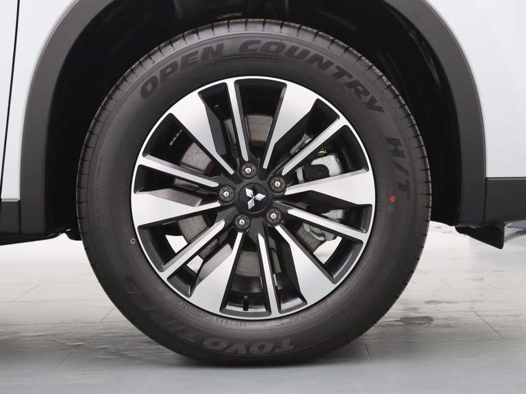 Mitsubishi Mitsubishi